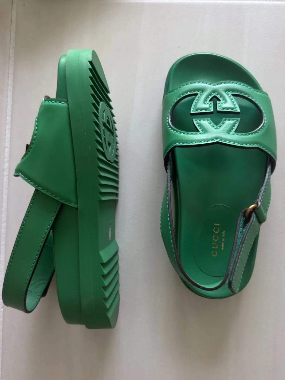 Gucci Kids Green Interlocking GG Slingback Sandals